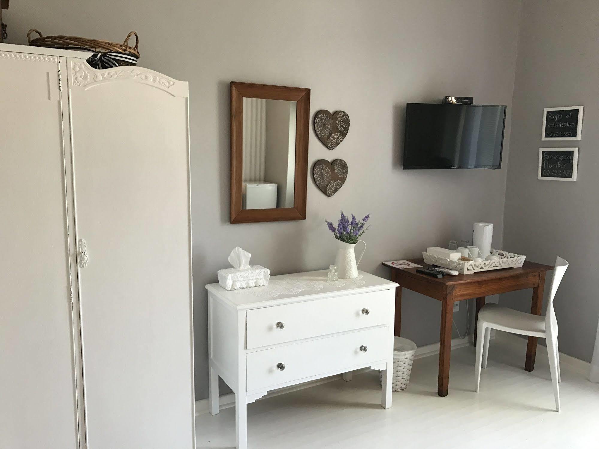 Rietjiesbos Self Catering Hotel Graaff Reinet Bagian luar foto